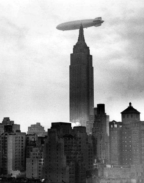 Photo:  Hindenburg 1936 NYC